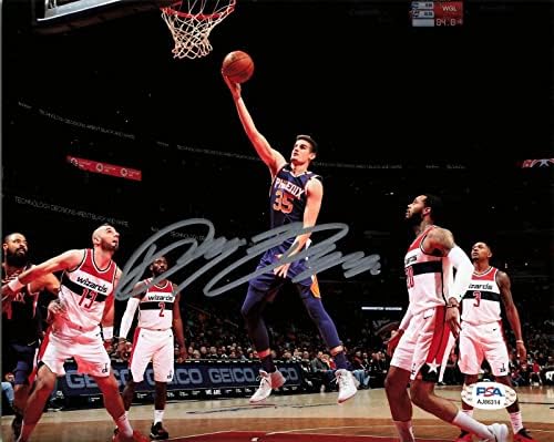 Dragan Bender aláírt 8x10 fotó PSA/DNS-Phoenix Suns Aláírt - Dedikált NBA-Fotók